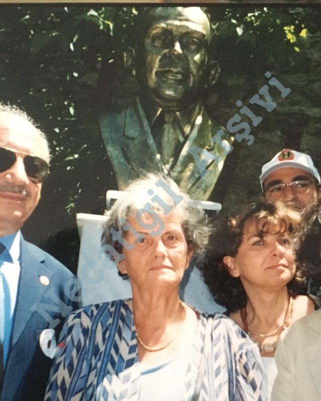 Kabatas_BustToreni_002a